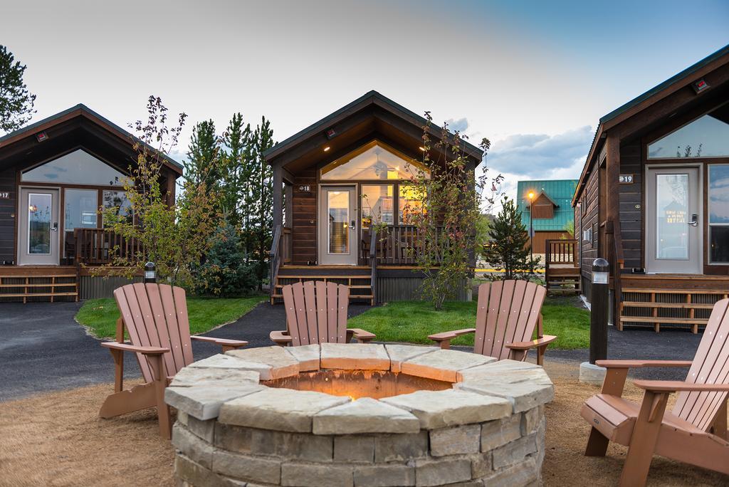 Explorer Cabins At Yellowstone West Yellowstone Εξωτερικό φωτογραφία